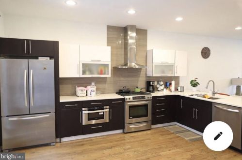 114 Ellsworth St, Philadelphia PA  19147-5408 exterior