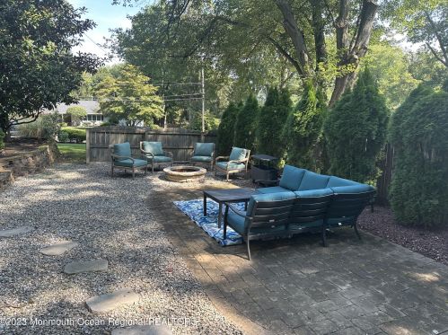 34 Iler Dr, Middletown NJ 07748-3323 exterior