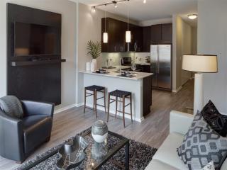 123 Desplaines St, Chicago IL  60661-2303 exterior