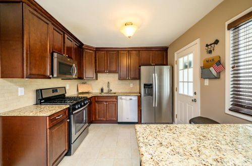 294 Austin Ave, Old Bridge NJ 08857-1205 exterior