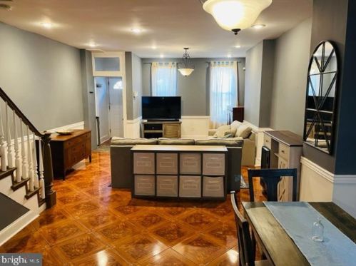 2316 Ellsworth St, Philadelphia PA 19146-2420 exterior