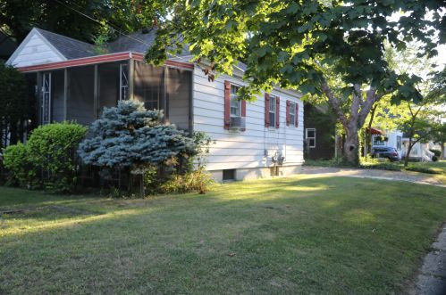 1935 Silver Ave, Grand Rapids MI 49507-2764 exterior