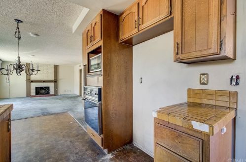 17332 Anglin Ln, Tustin CA 92780-1904 exterior