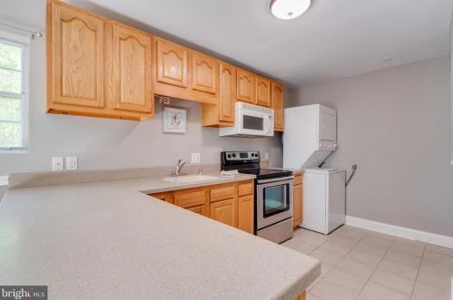 970 Bowie Shop Rd, Huntingtown MD 20639-9103 exterior