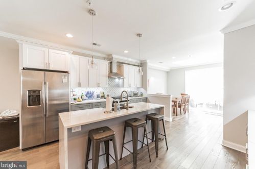 1239 17 St, Philadelphia PA 19121-5029 exterior