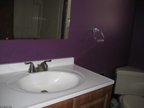 43 Clove Ave, Wantage NJ 07461-1915 exterior