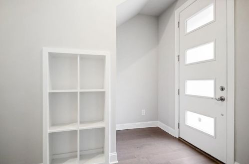 265 Franklin Rd, Atlanta GA  30342-2602 exterior