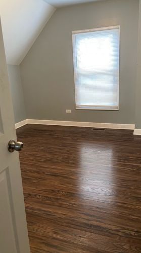 7443 Crandon Ave, Chicago IL 60649-3309 exterior