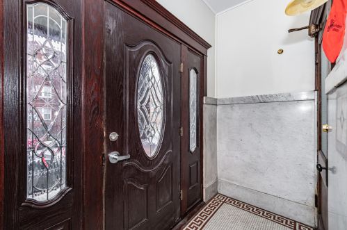 2723 Kimball Ave, Chicago IL 60647-1222 exterior