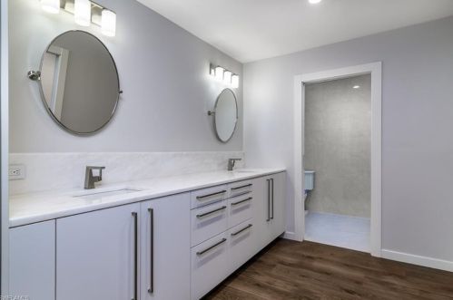 1940 Empress Ct, Naples FL 34110-8141 exterior