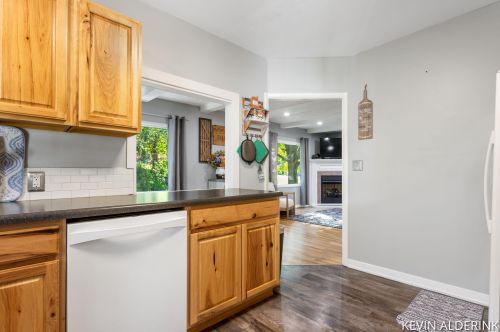 5482 Ravine Rd, Kalamazoo MI 49009-9002 exterior