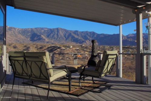 15325 Lago Del Oro Pkwy, Tucson AZ  85739-9630 exterior