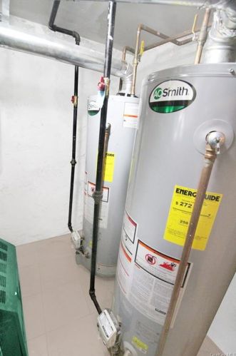 2029 Daly Ave, Bronx NY 10460-2834 exterior