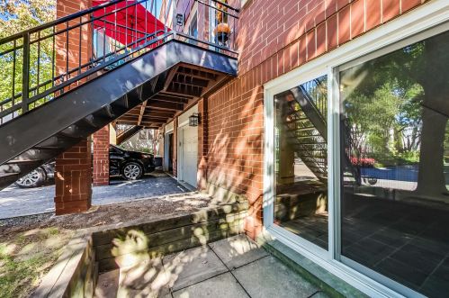 2825 Wolcott Ave, Chicago IL  60657-4172 exterior