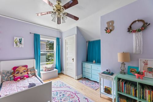 3379 Newhall St, Milwaukee WI 53211-3045 exterior