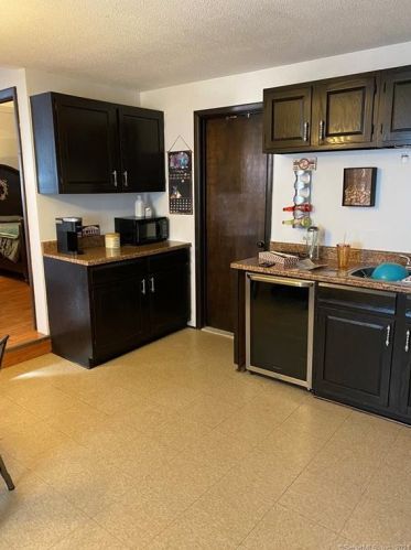 98 Greenwood St, New Britain CT 06051-3326 exterior