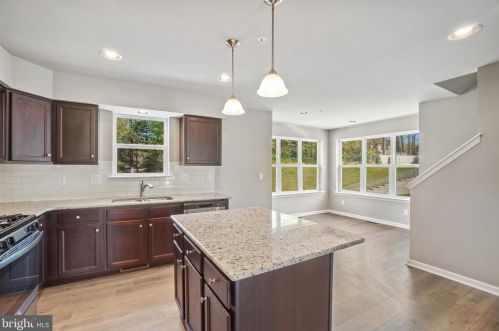 113 High Pointe Dr, Hummelstown PA 17036-8104 exterior