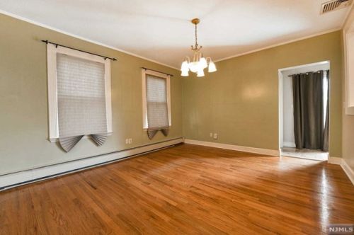 47 Kipp Ave, Hasbrouck Heights NJ 07604-1216 exterior