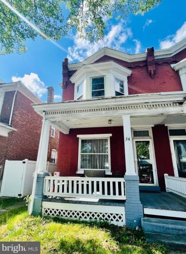 34 4th St, Pottstown, PA 19464-5216