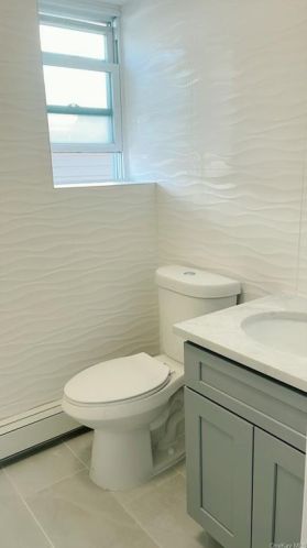 4301 Martha Ave, Bronx NY  10470-2065 exterior