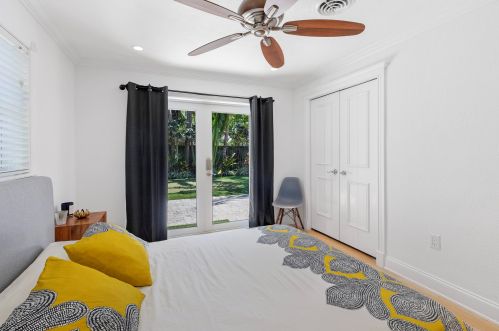 350 13th St, Boca Raton FL  33432-7109 exterior