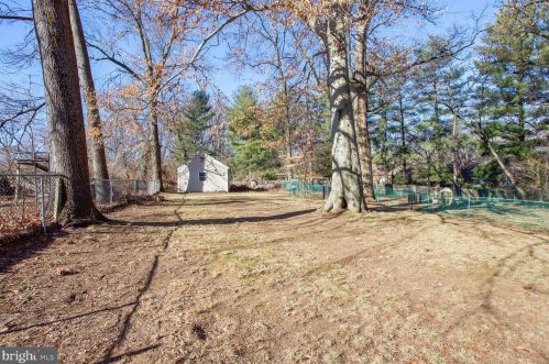 8216 Roanoke Ave, Silver Spring MD 20912-6207 exterior