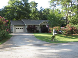 3312 Montgomery Dr, Gainesville, GA 30504-5524