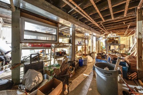 7448 Kenwood Ave, Chicago IL 60619-1427 exterior