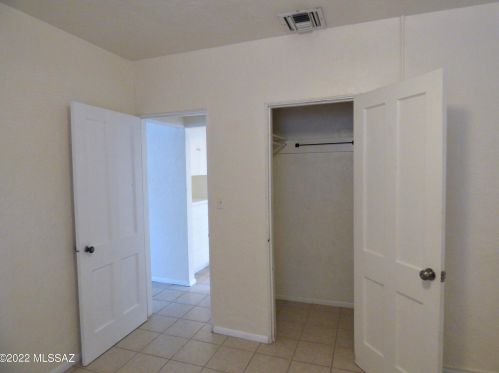 1120 Glenn St, Tucson AZ  85705-4026 exterior