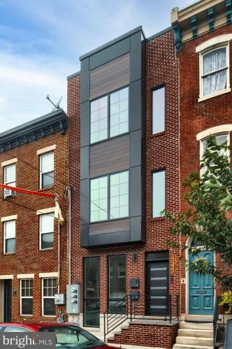 1131 Christian St, Philadelphia PA 19147-3709 exterior