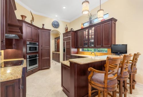 6887 Antinori Ln, Boynton Beach FL 33437-3754 exterior