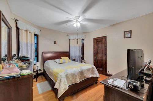 5442 Berteau Ave, Chicago IL 60641-1311 exterior