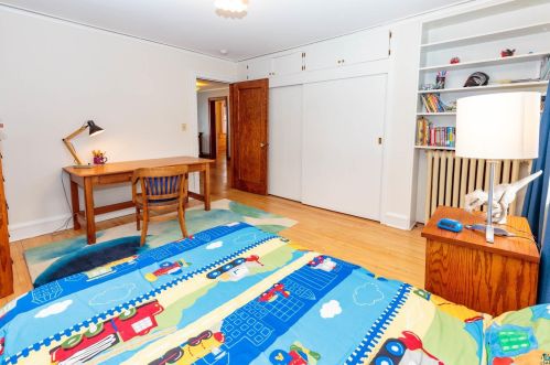 2703 Superior St, Duluth MN 55812-2344 exterior