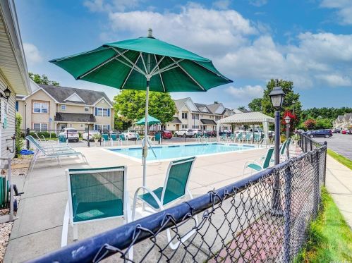 101 Morley Cir, Huntington Station NY  11747-4839 exterior