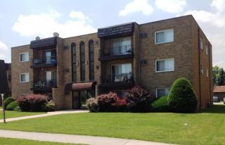 12640 Alpine Dr, Chicago IL  60803-3361 exterior