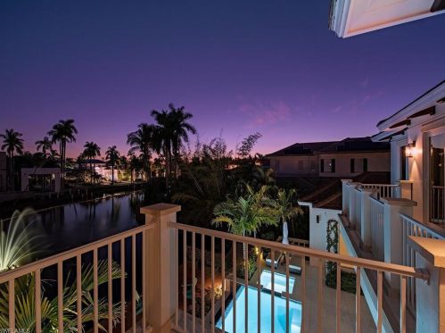 190 16 Ave, Naples FL 34117-2241 exterior