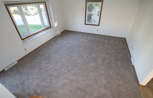 4167 99th St, Milwaukee, WI 53222-1426