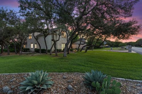 205 Champion Dr, Austin TX 78734-5103 exterior