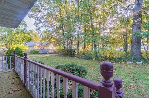 3470 Polonaise Dr, Meskegon MI 49442-1775 exterior