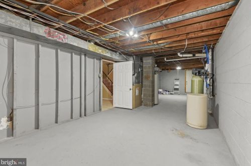 205 California Trl, Browns Mills NJ  08015-5641 exterior