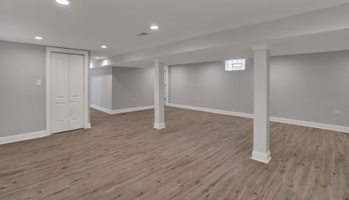 9852 Frst Ave, Chicago IL 60628-1439 exterior