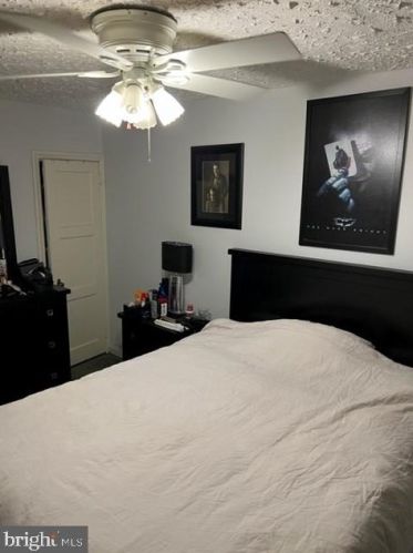 7158 Erdrick St, Philadelphia PA 19135-2602 exterior