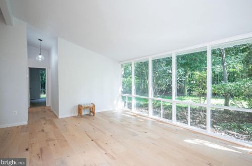 11516 Highview Ave, Silver Spring, MD 20902-2437