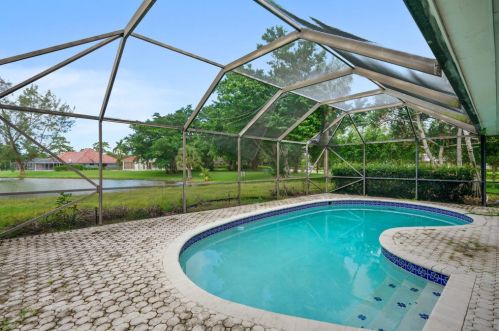 7699 Estrella Cir, Boca Raton FL  33433-1649 exterior