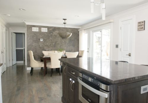 4826 Nashville Ave, Chicago IL 60656-4007 exterior