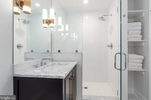 111 Prince St, Alexandria VA 22314-2934 exterior