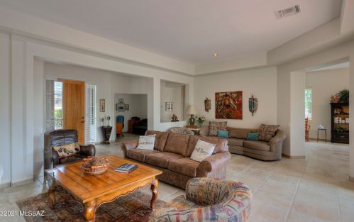 4707 Piccadilly Dr, Green Valley AZ 85622-5465 exterior