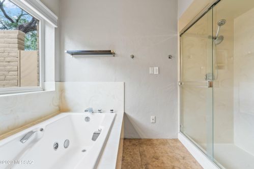 12520 Kit Carson Pl, Tucson AZ  85749-9368 exterior