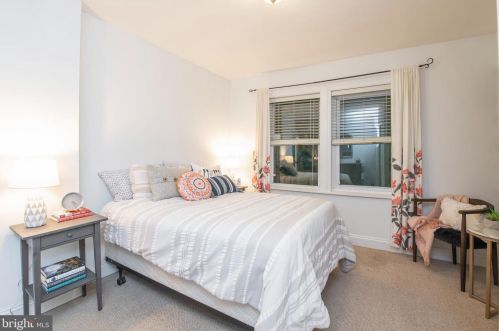 337 Leverington Ave, Philadelphia PA  19128-4738 exterior