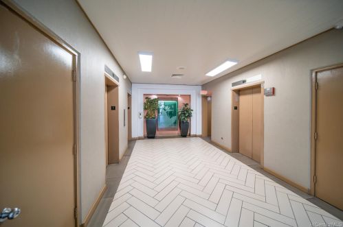 747 Amana St, Honolulu HI  96814-5115 exterior